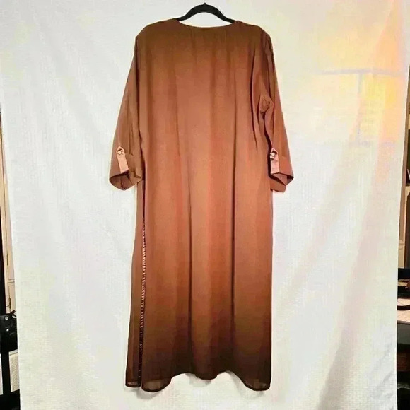 Excellent Brand embroidered front brown side slits tunic/Kurta dress - Picture 14 of 16
